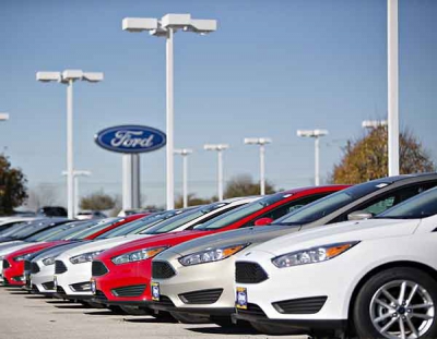 سیر نزولی فروش خودرو در آمریکا 