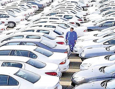 پیش‌فروش خودروهای وارداتی در بورس کلید خورد