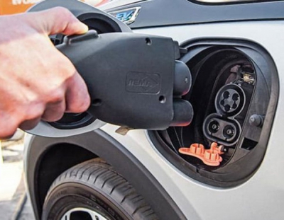 رشد ۱۵ درصدی ایستگاه‌های شارژ خودروهای برقی