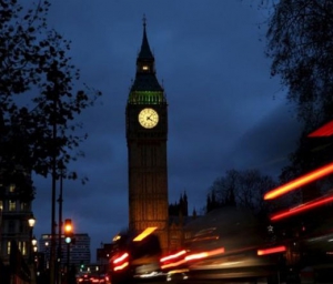 لندن از خودروهای آلاینده مالیات می گیرد