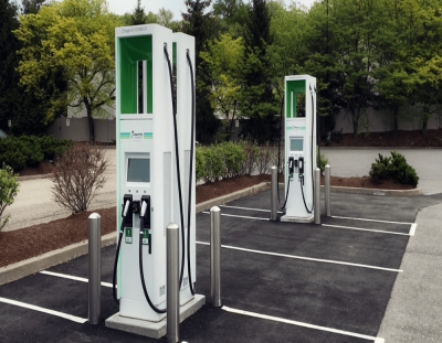 نصب نخستین جایگاه های شارژ خودرو برقی در پاکستان