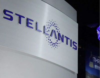 مذاکرات «استلانتیس» با دولت ایتالیا برای ساخت گیگافکتوری جدید