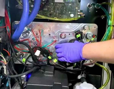 ساخت دستگاه تنفس مصنوعی از قطعات خودرو