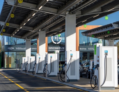 افتتاح نخستین جایگاه شارژ اختصاصی خودروهای برقی در انگلیس
