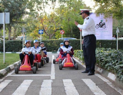 راهکاری برای آشنایی کودکان با قوانین راهنمایی و رانندگی